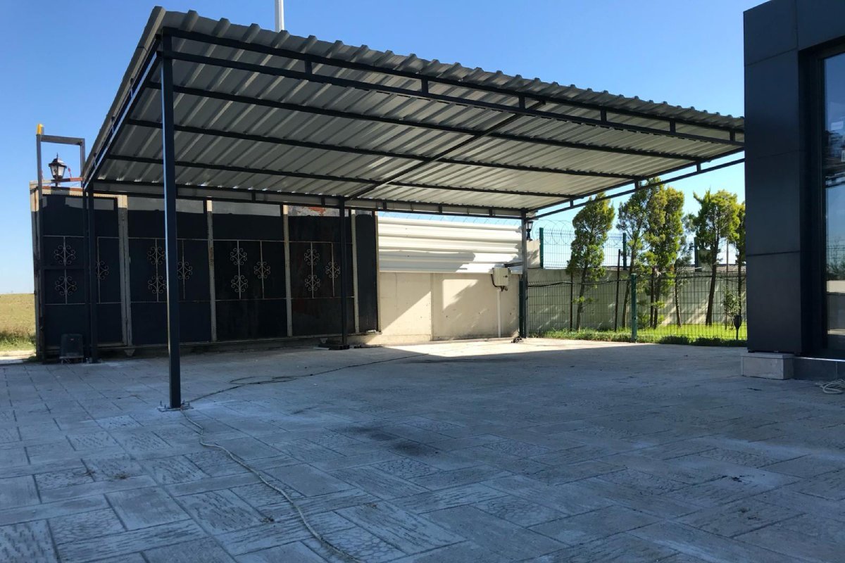 Demir Çelik Sundurma